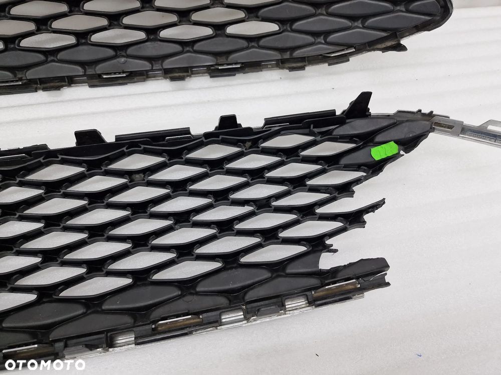 FORD FOCUS MK3 LIFT 5D 14- ATRAPA PRZEDNIA PRZÓD / GRILL , NR F1EB-8200-A , NR AUKCJI K349 - 10