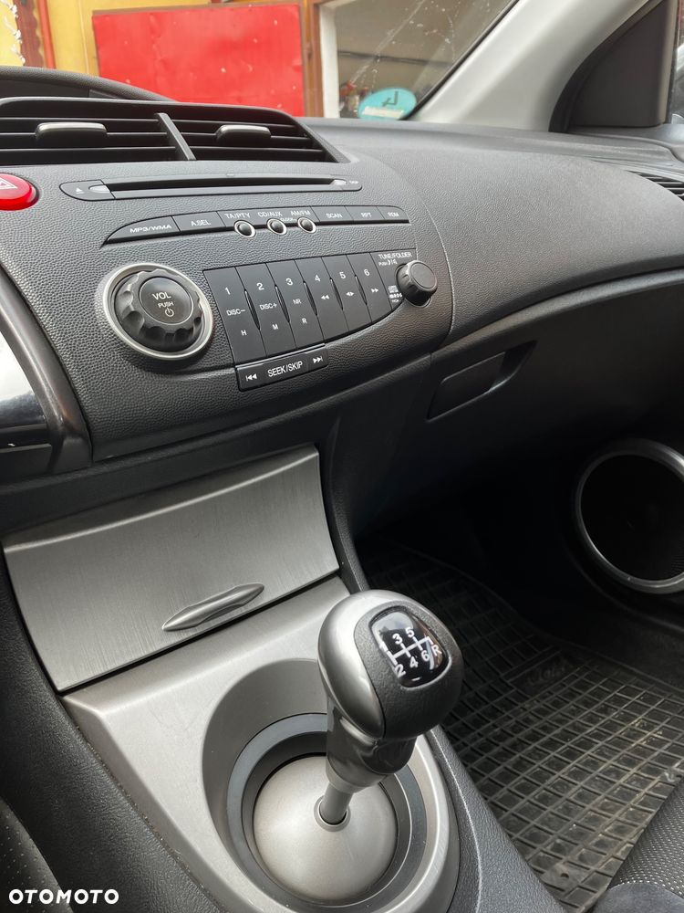 Honda Civic 1.8i-VTEC Type S - 6
