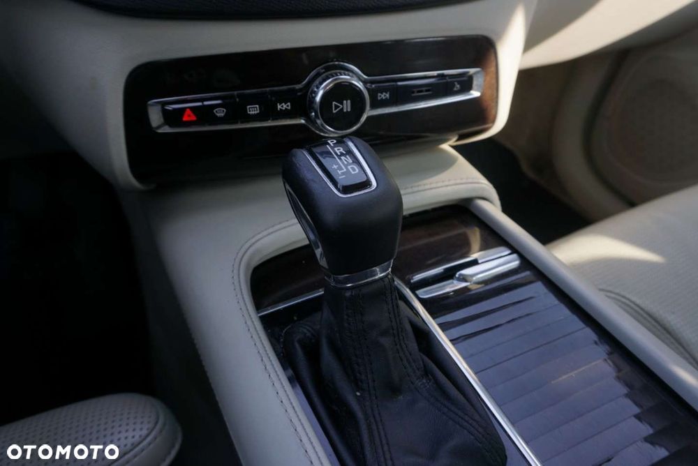 Volvo XC 90 D5 AWD Inscription - 10