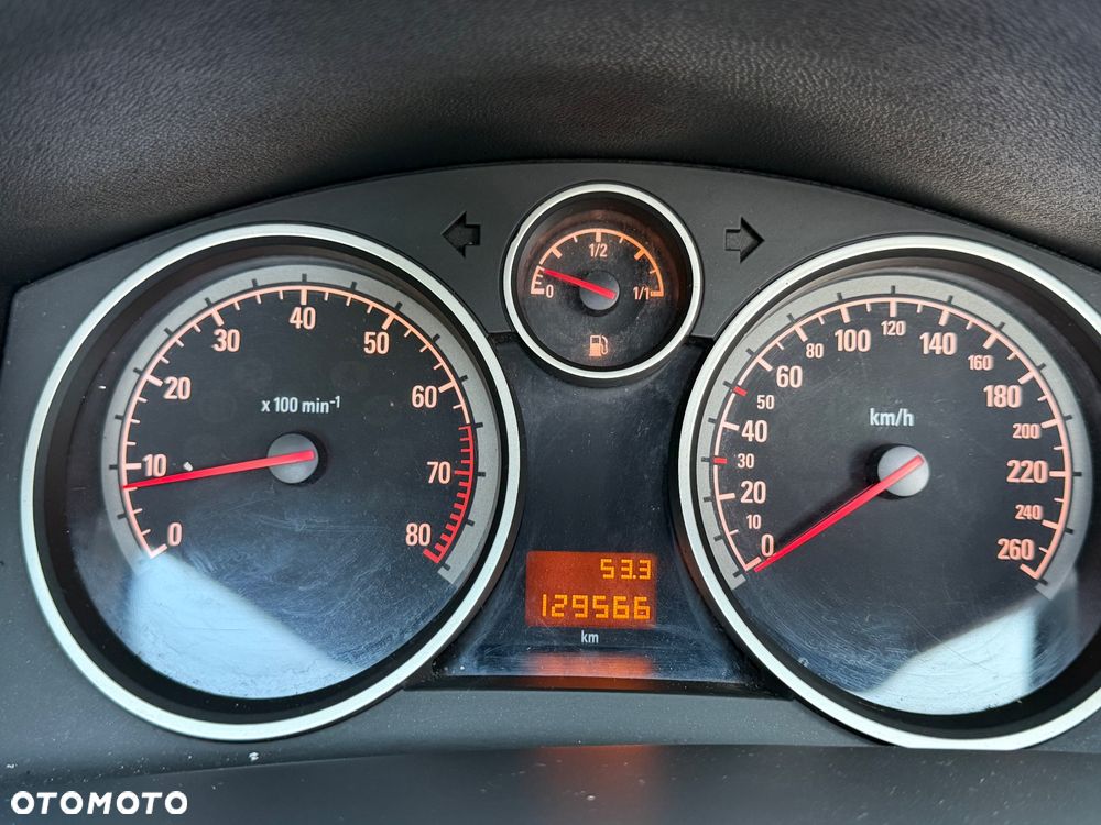 Opel Astra 1.6 Innovation - 13