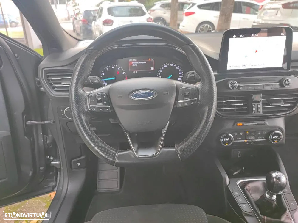 Ford Focus 1.0 EcoBoost ST-Line X - 21