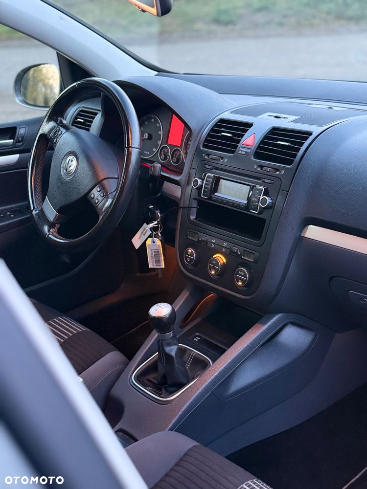 Volkswagen Golf 1.6 United - 26