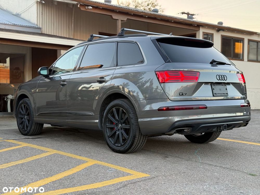 Audi Q7 - 9