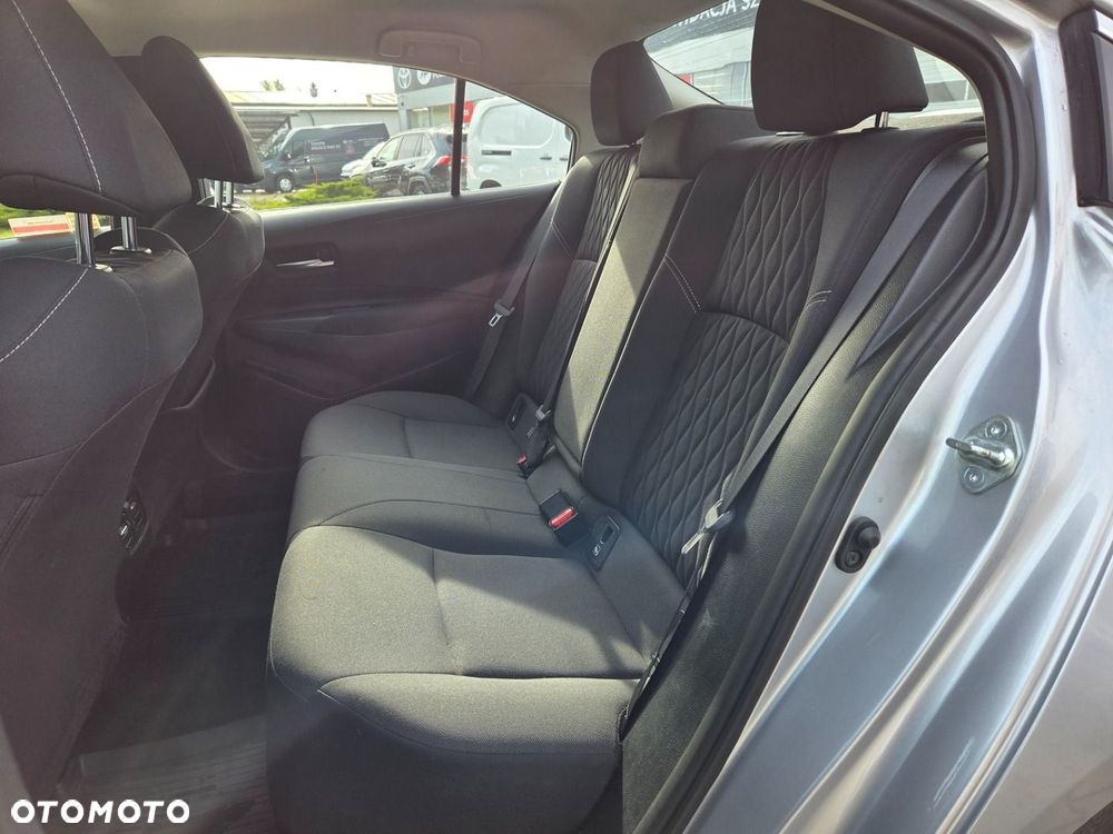 Toyota Corolla - 28