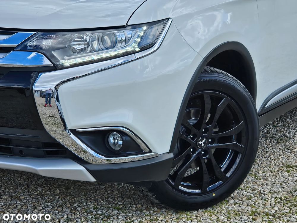 Mitsubishi Outlander 2.0 2WD Diamant - 15