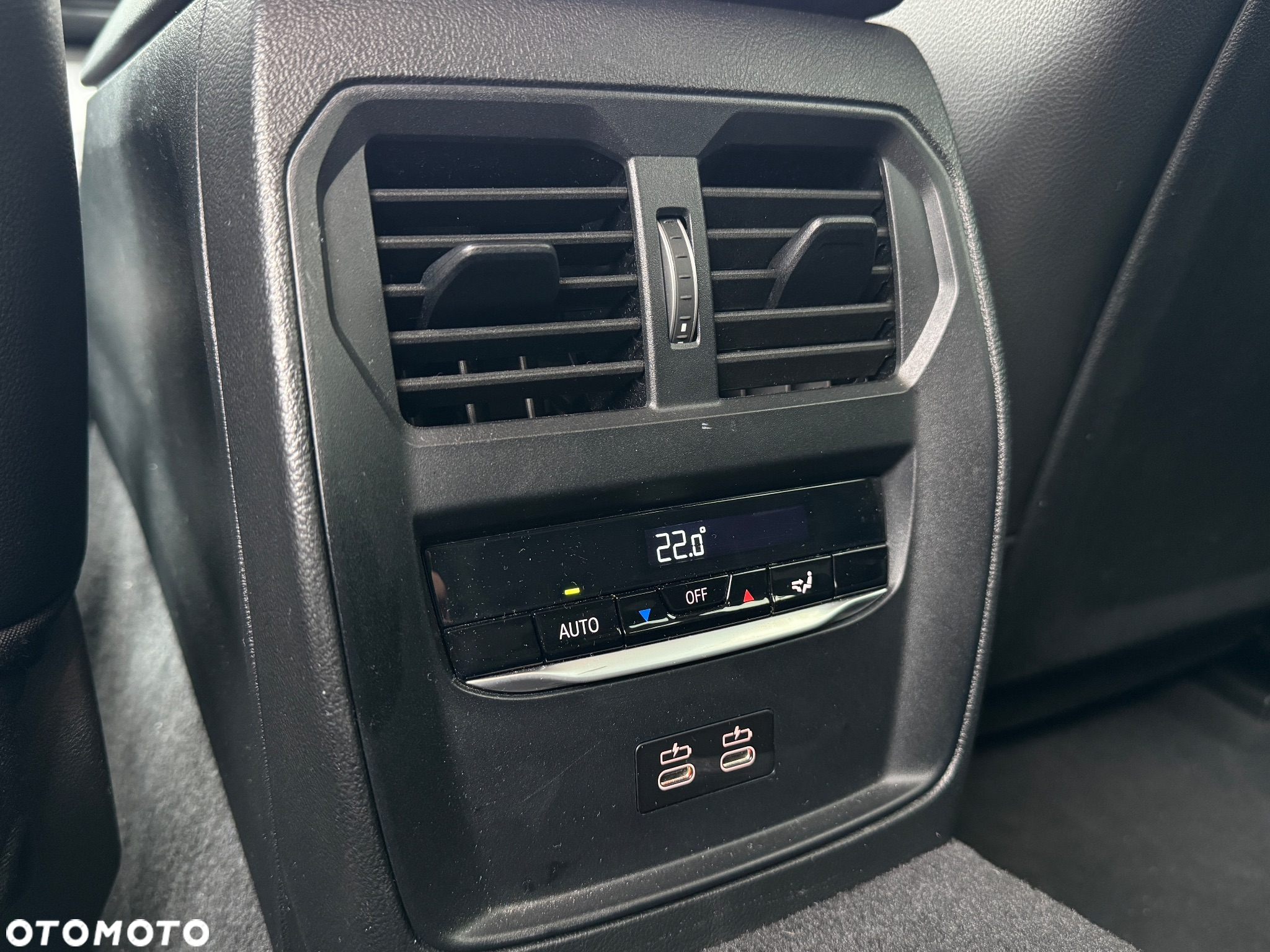 BMW Seria 3 318d - 13