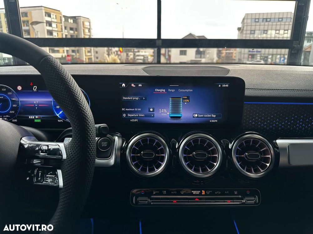 Mercedes-Benz EQB 250 - 17