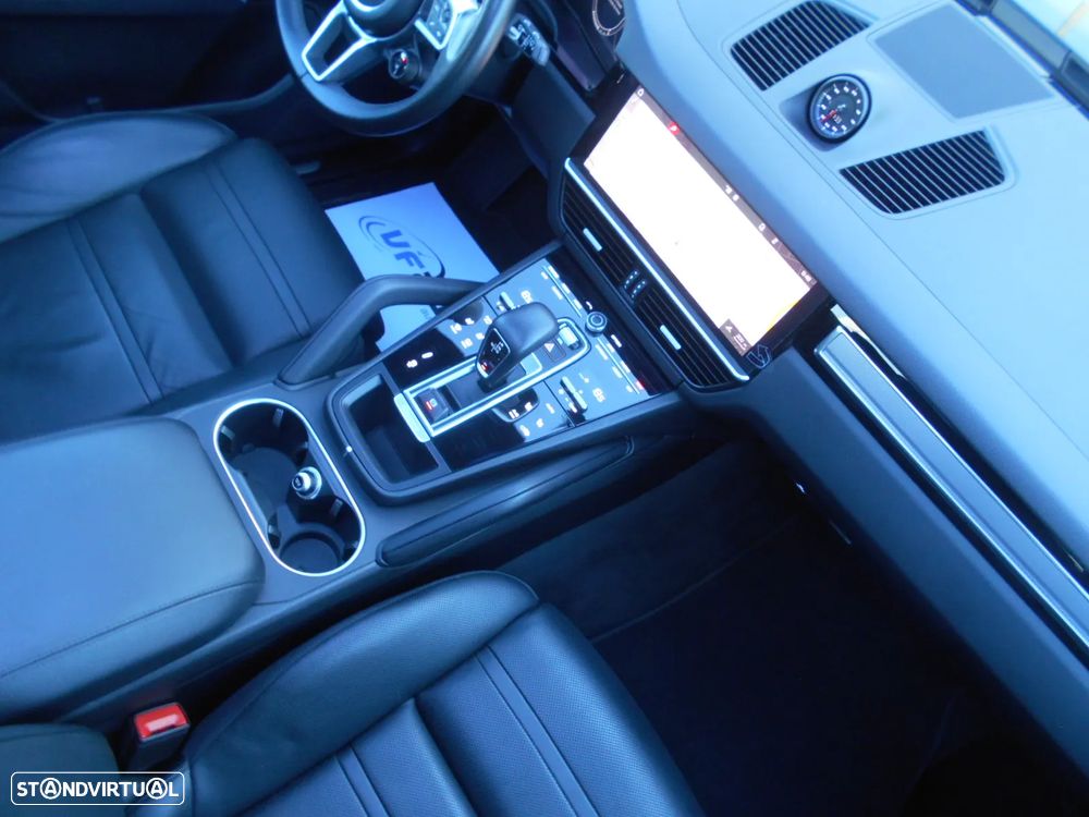 Porsche Cayenne S Platinum Edition - 49