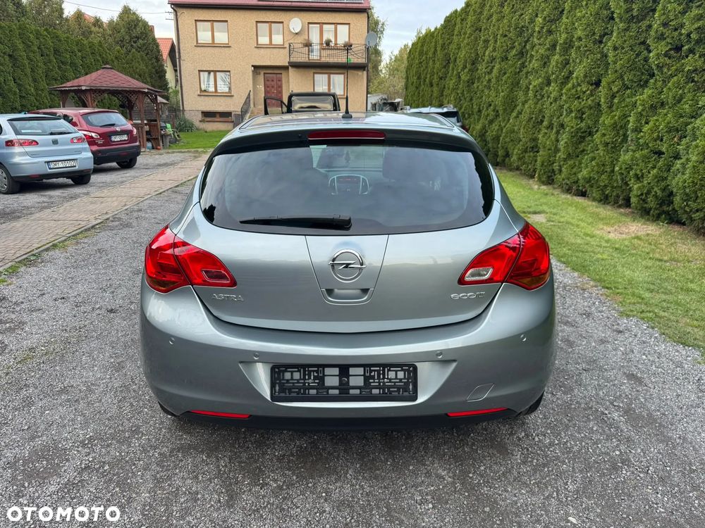 Opel Astra - 8