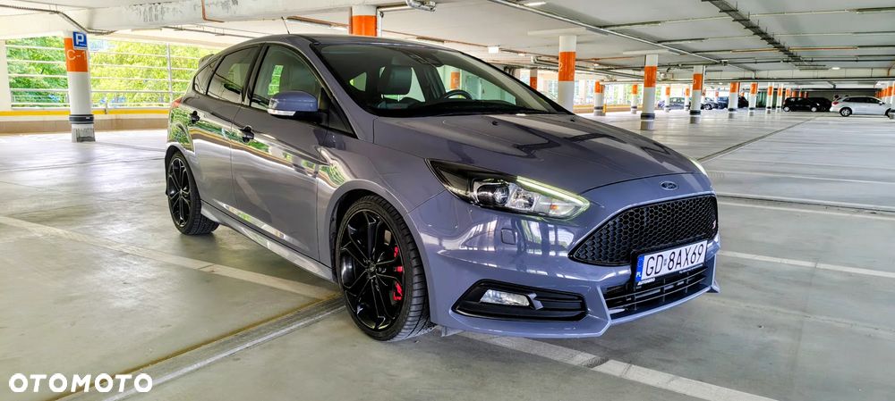 Ford Focus 2.0 TDCi ST-2 - 10
