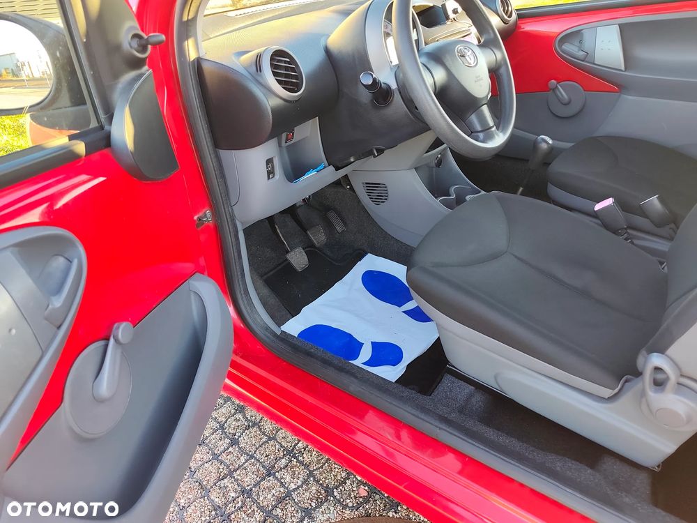 Toyota Aygo - 15