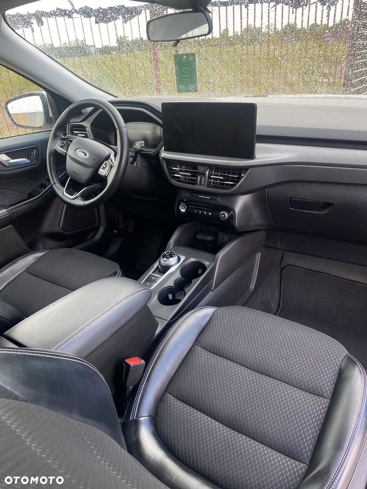 Ford Kuga - 9