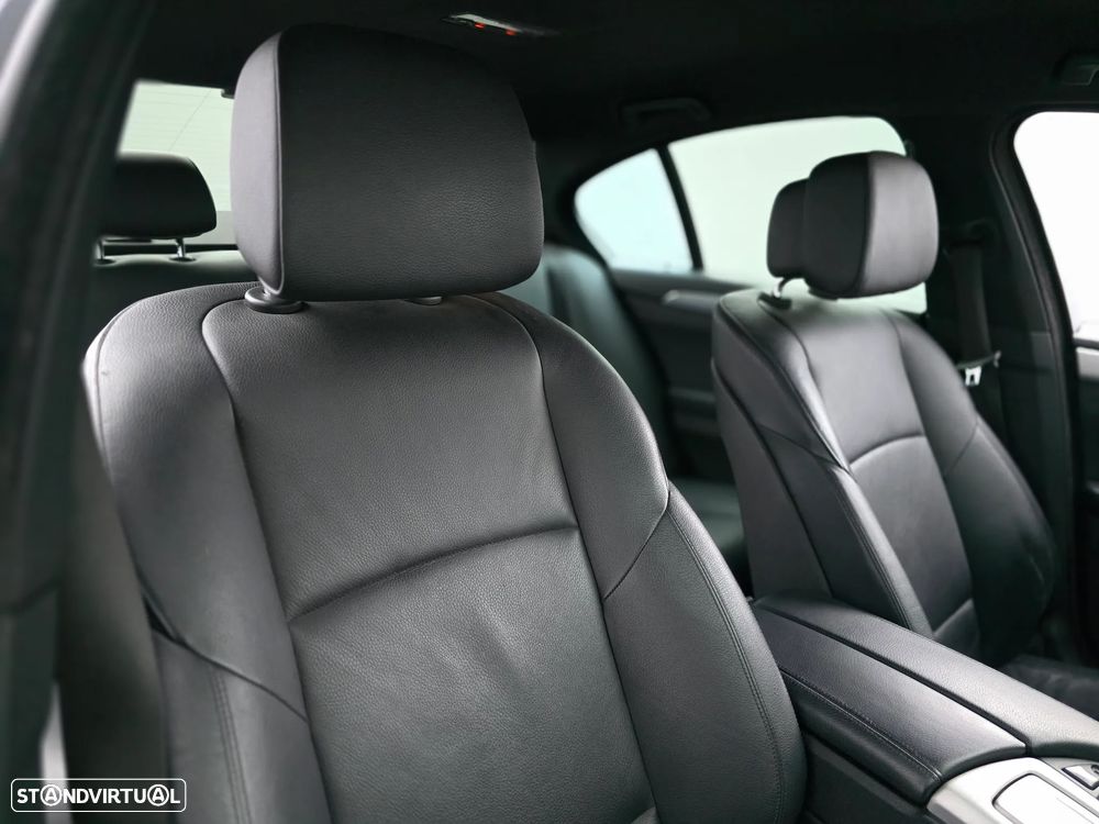 BMW 520 d Pack M Auto - 26