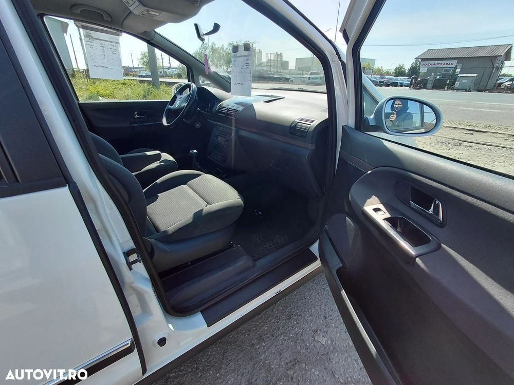 Volkswagen Sharan 1.9TDI 4Motion Comfortline - 8