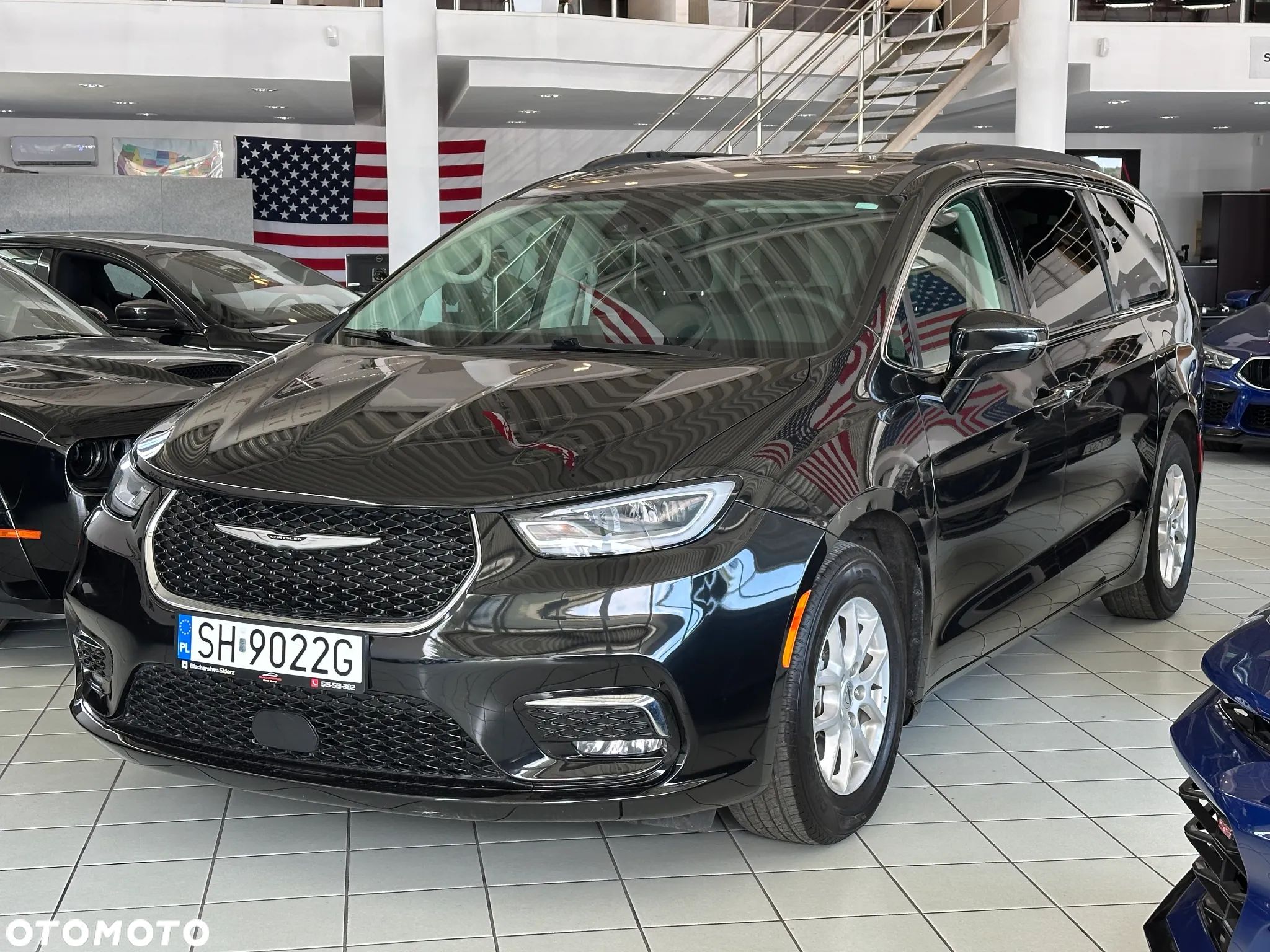 Chrysler Pacifica - 1