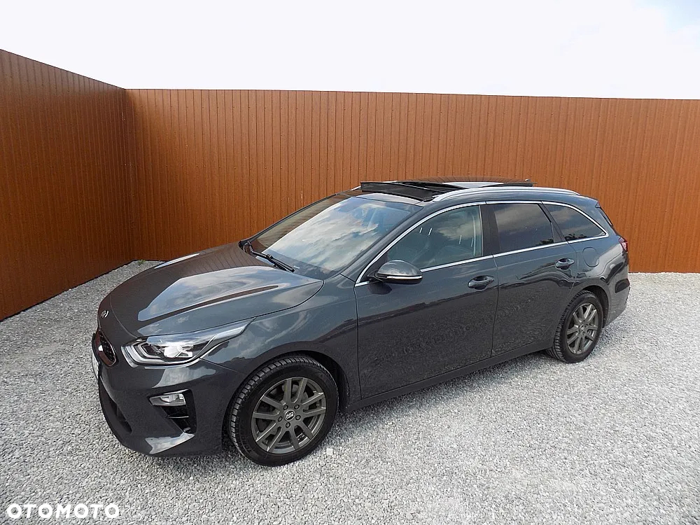 Kia Ceed 1.6 CRDi SCR L Business Line Plus - 30