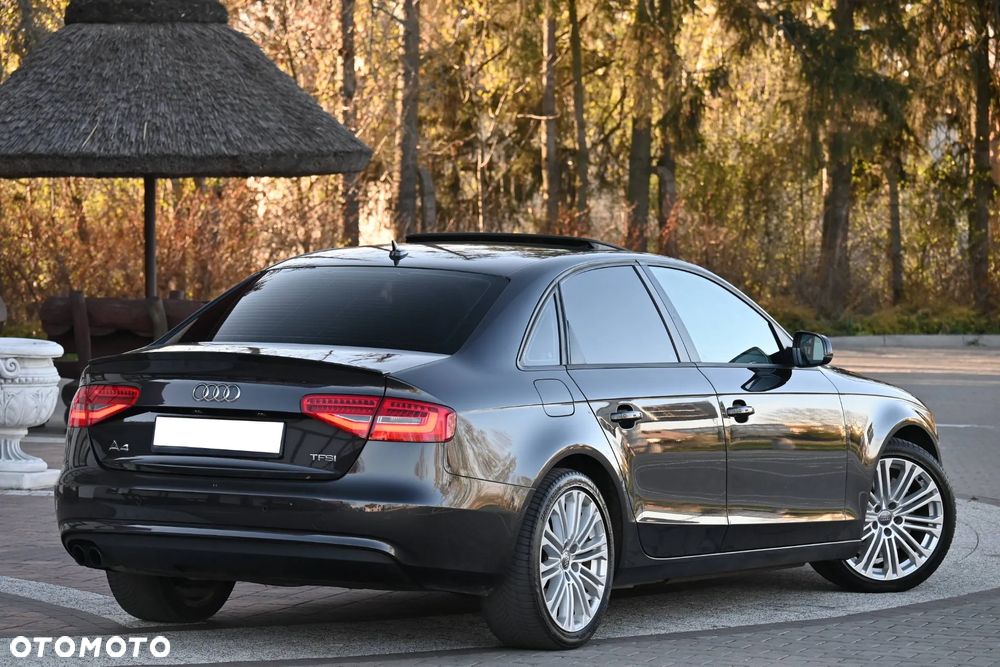 Audi A4 Limousine 1.8 TFSI S line Sportpaket - 14