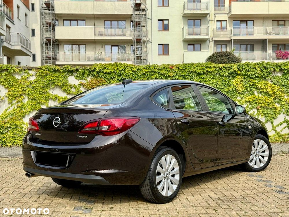 Opel Astra IV 1.4 T Enjoy - 3