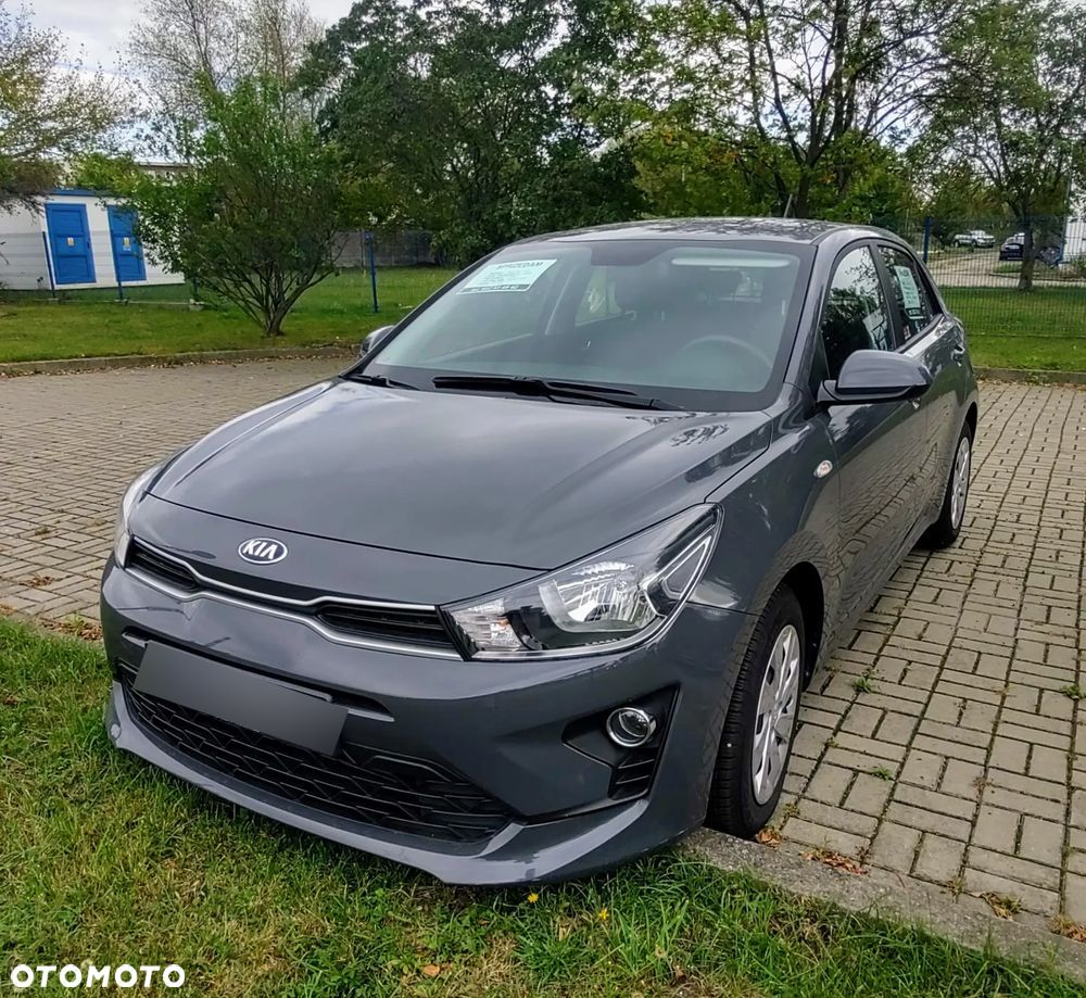 Kia Rio 1.2 L - 1