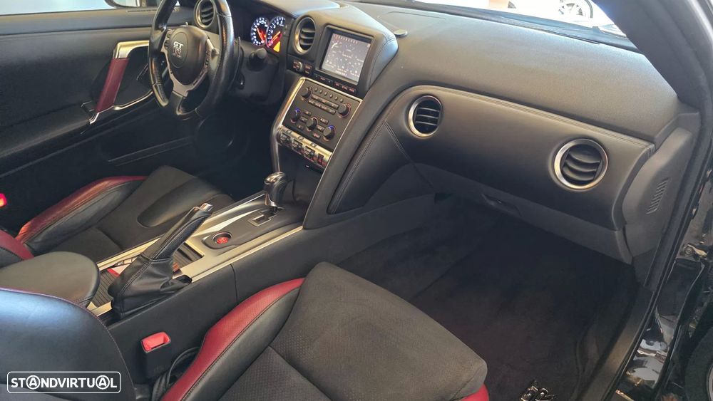 Nissan GT-R Black Edition - 54