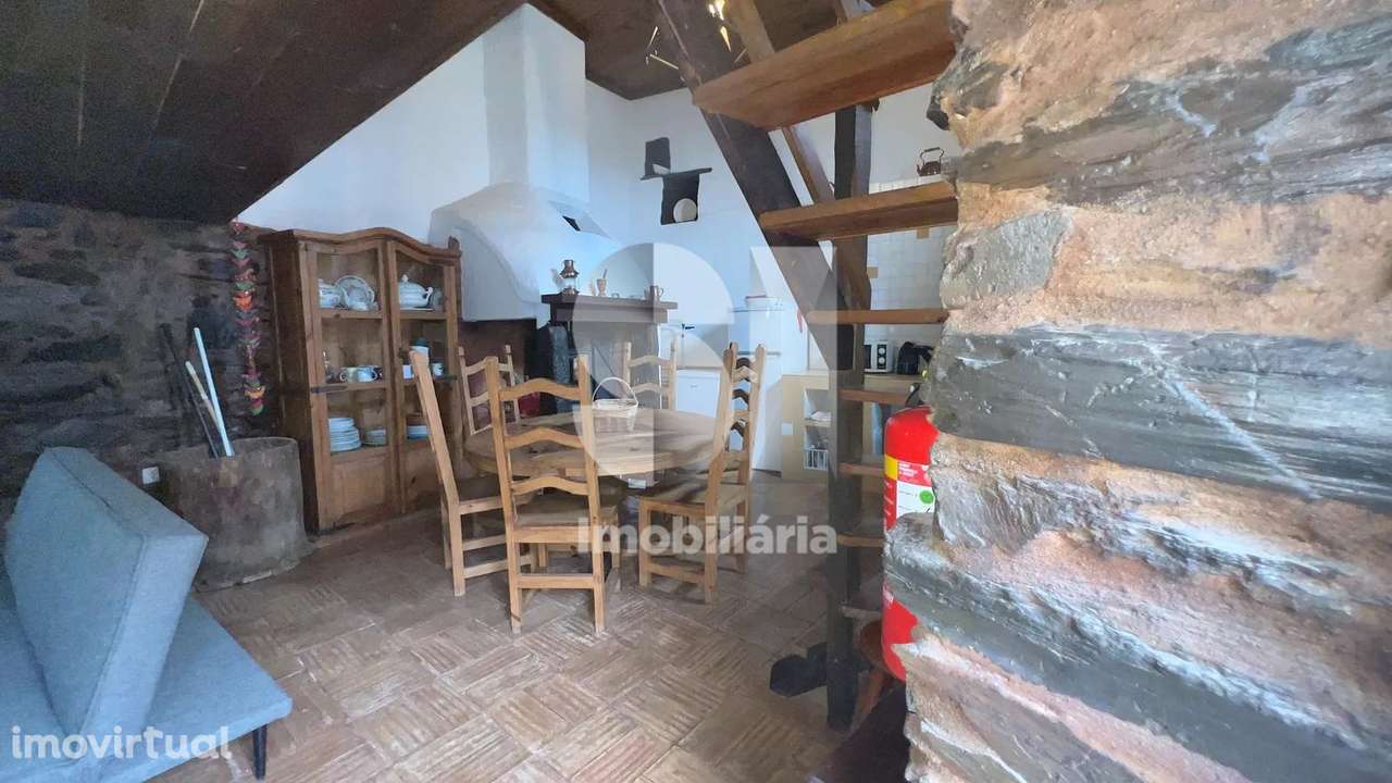 Casa de Xisto - Grande imagem: 3/30