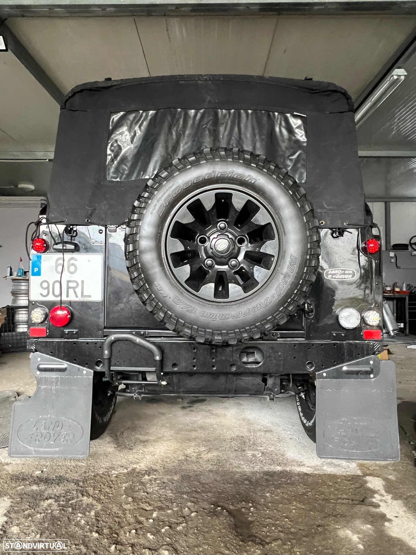 Land Rover Defender 90 2.5 Td5 Soft Top - 15