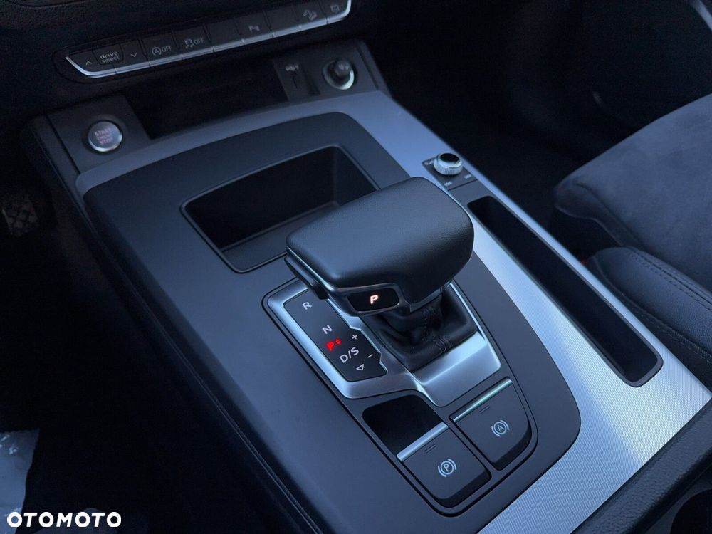 Audi Q5 Sportback - 26