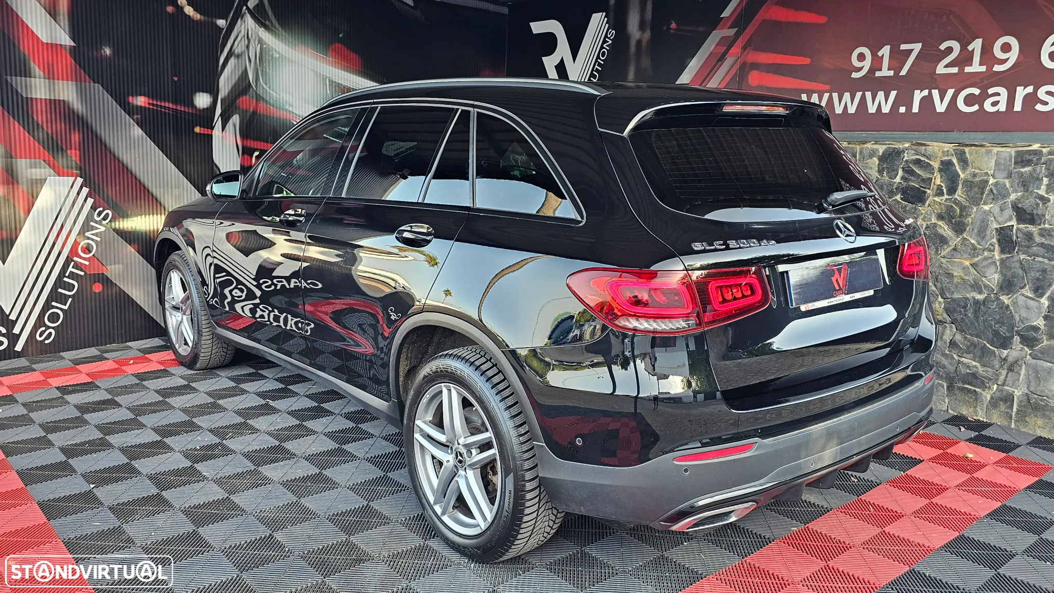 Mercedes-Benz GLC 300 de 4Matic 9G-TRONIC AMG Line - 17
