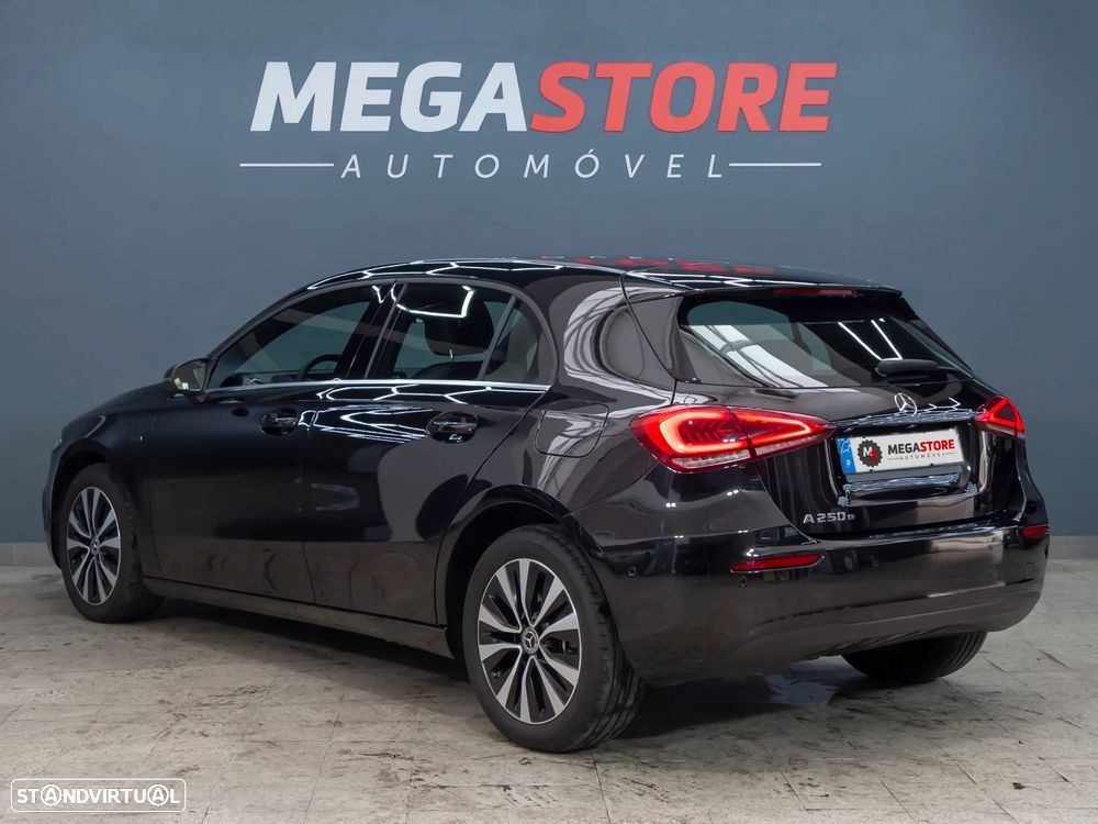Mercedes-Benz A 250 e Style Plus - 5