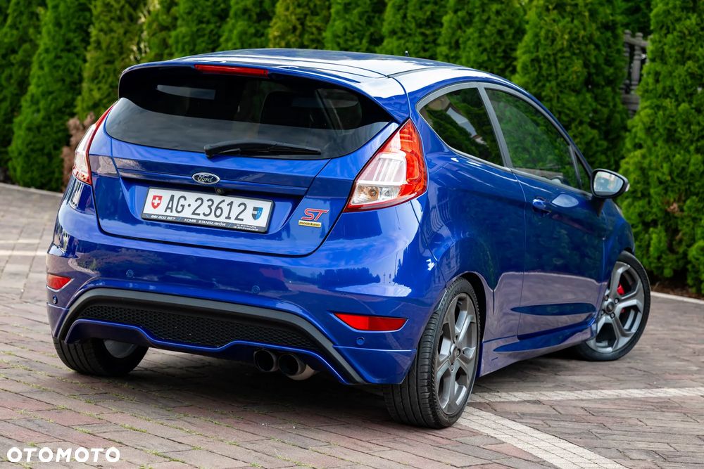 Ford Fiesta 1.6 EcoBoost mit Leder-Sport-Paket ST - 10
