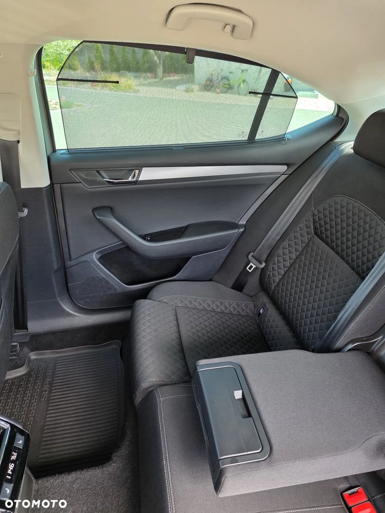 Skoda Superb 2.0 TDI 4x4 Style DSG - 14