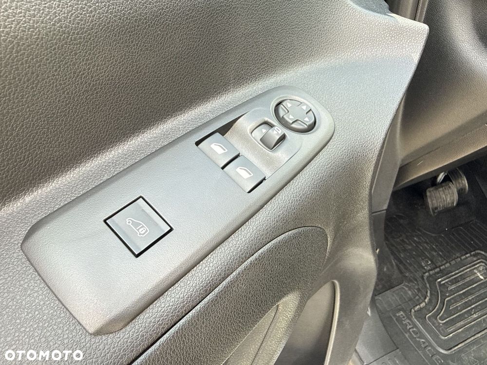 Toyota PROACE CITY - 16