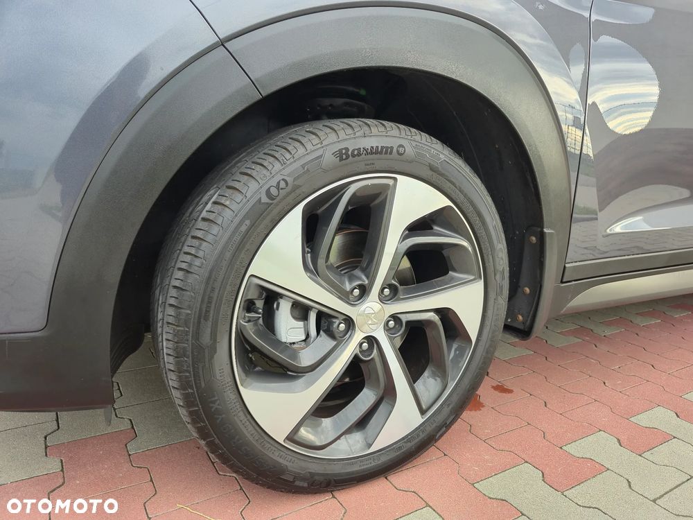 Hyundai Tucson 2.0 CRDi 4WD Advantage - 31