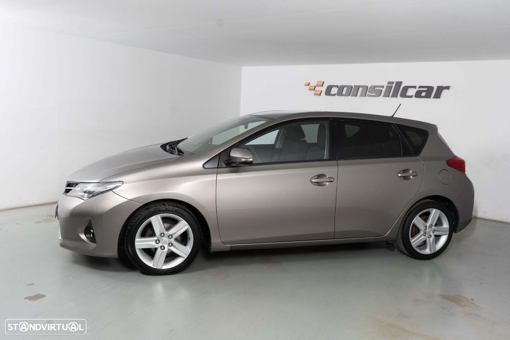 Toyota Auris - 8