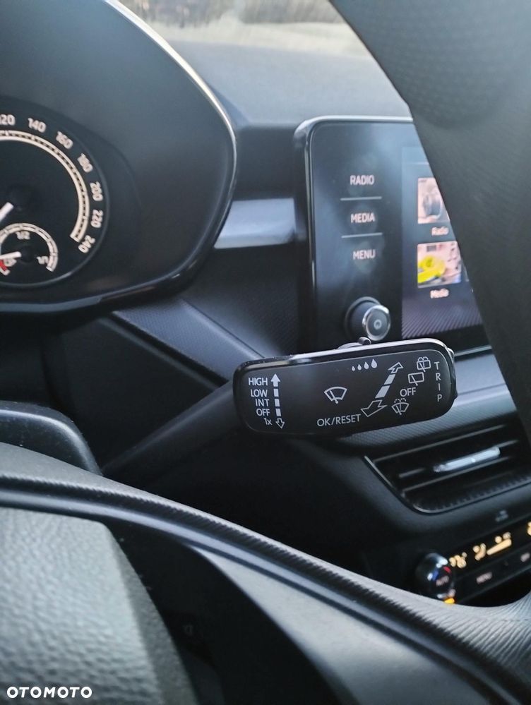 Skoda Fabia 1.0 TSI Ambition - 8