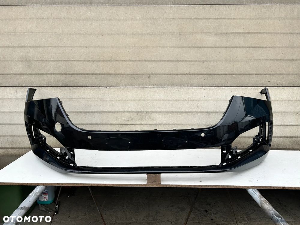 SKODA SCALA 657807221 ZDERZAK PRZÓD PRZEDNI