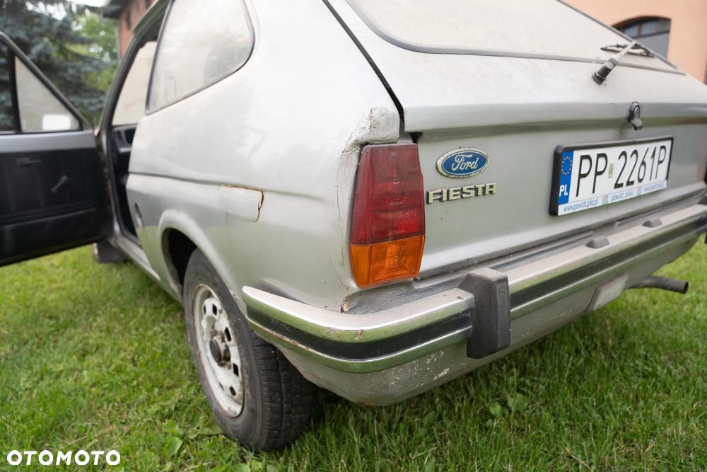 Ford Fiesta - 24