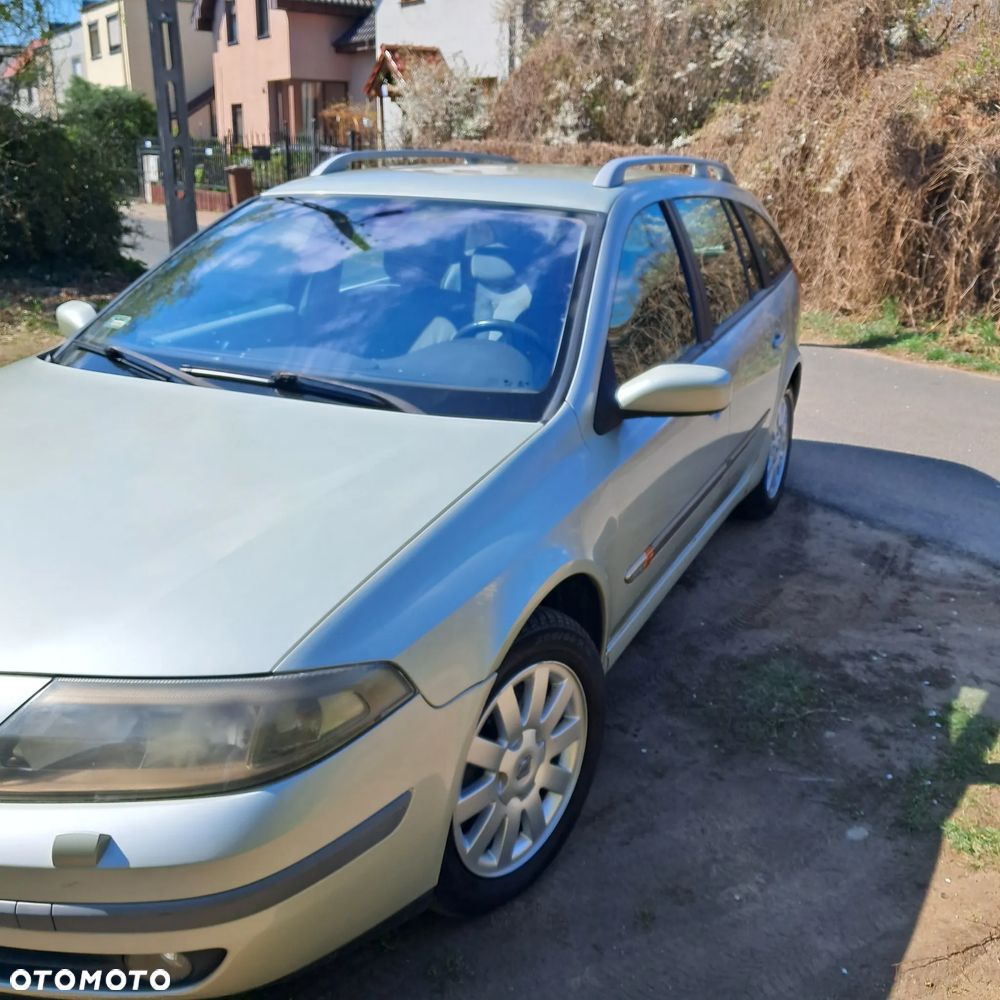Renault Laguna Grandtour 1.8 Privilege - 3