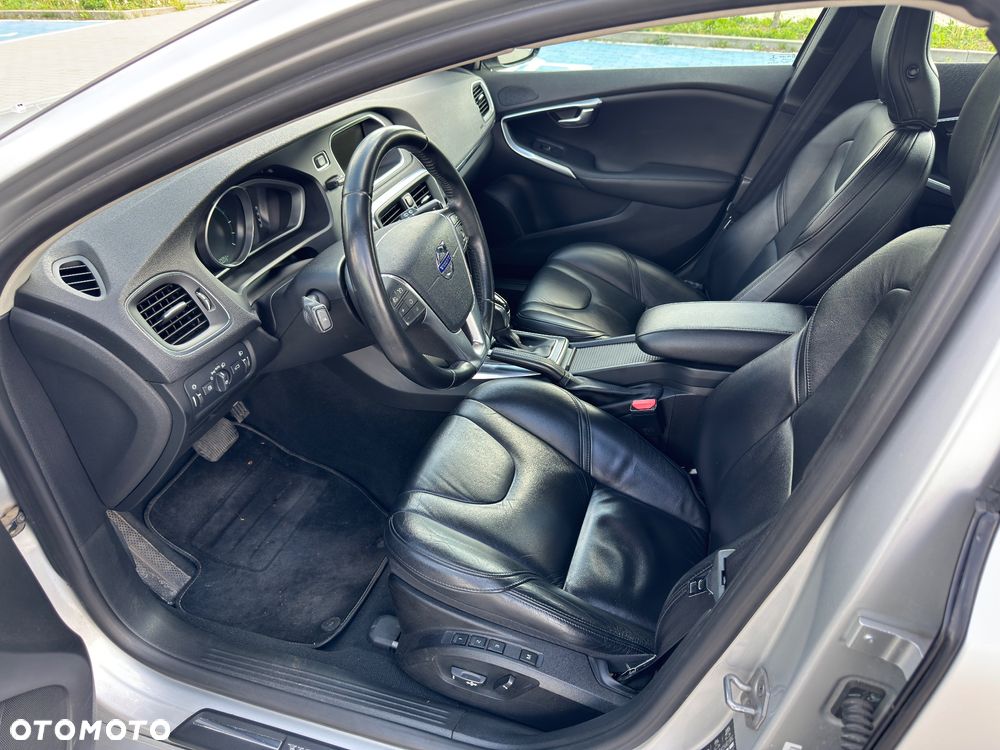 Volvo V40 D2 Powershift Summum - 12