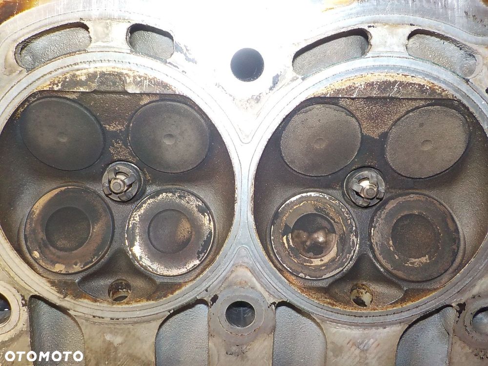 VOLKSWAGEN GOLF V 1.6 16V FSI BLF BLP GŁOWICA SILNIKA 03C103358F - 11