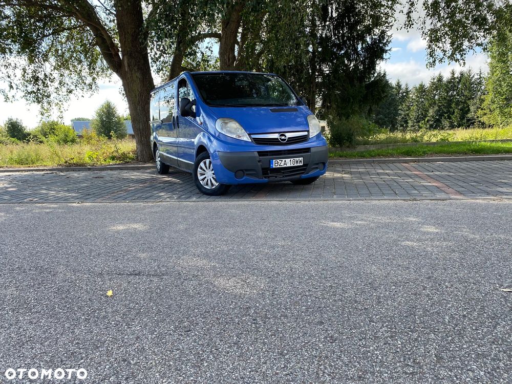 Opel Vivaro L2H1 2.9t - 12