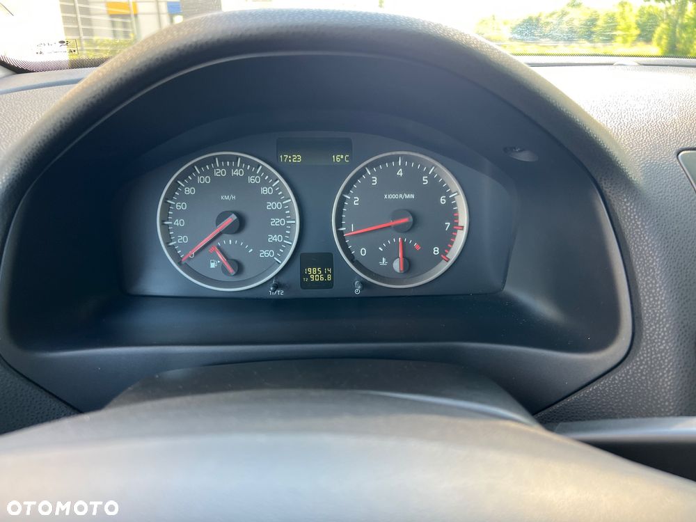 Volvo C30 1.8 Momentum - 8
