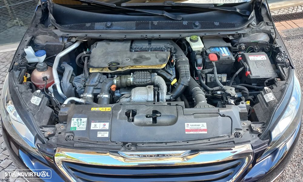 Peugeot 308 SW 1.6 BlueHDi Style — fotografia 24