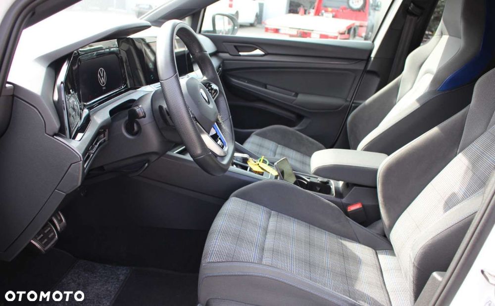 Volkswagen Golf - 13