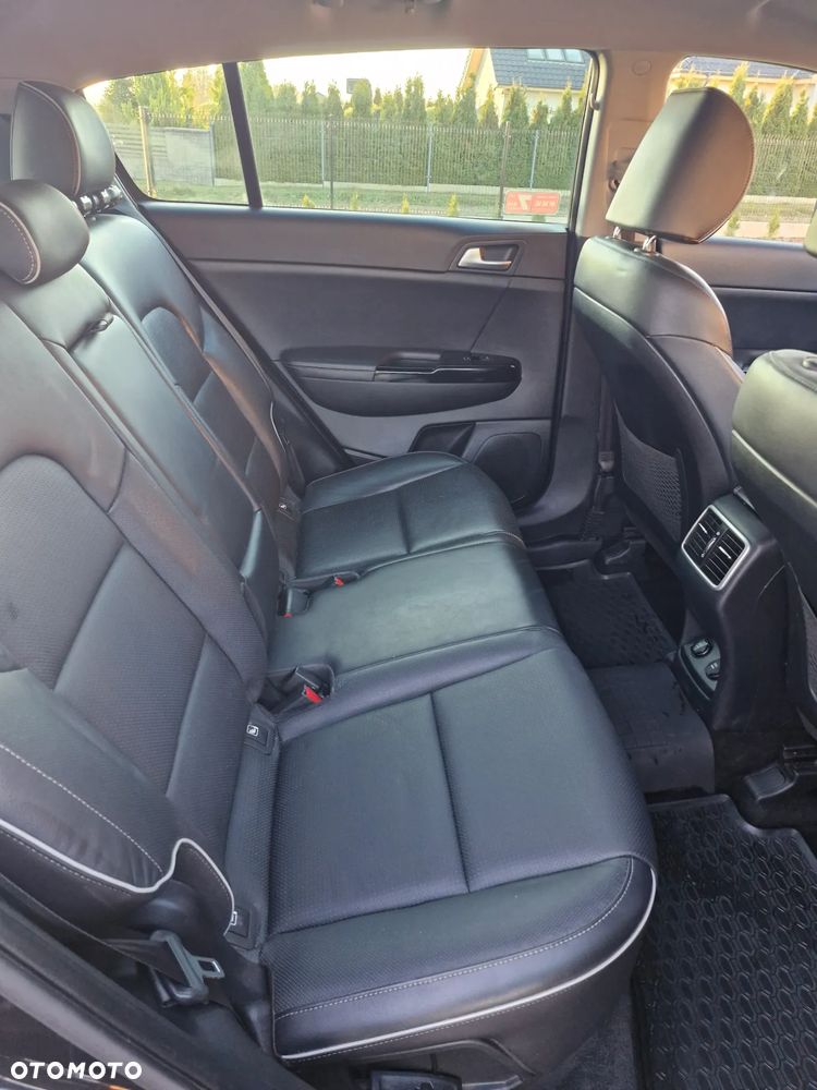 Kia Sportage 1.6 GDI Business Line 2WD - 17