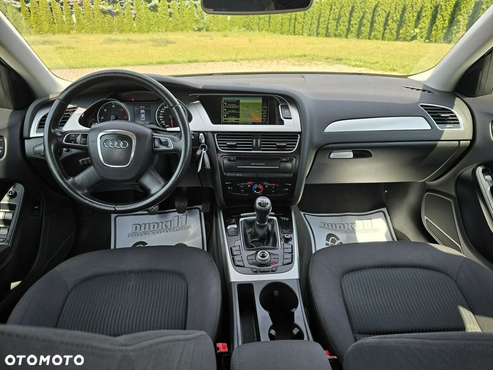 Audi A4 Limousine - 25