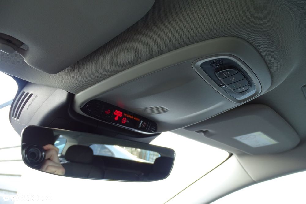 Volvo V60 D3 Geartronic Momentum - 29