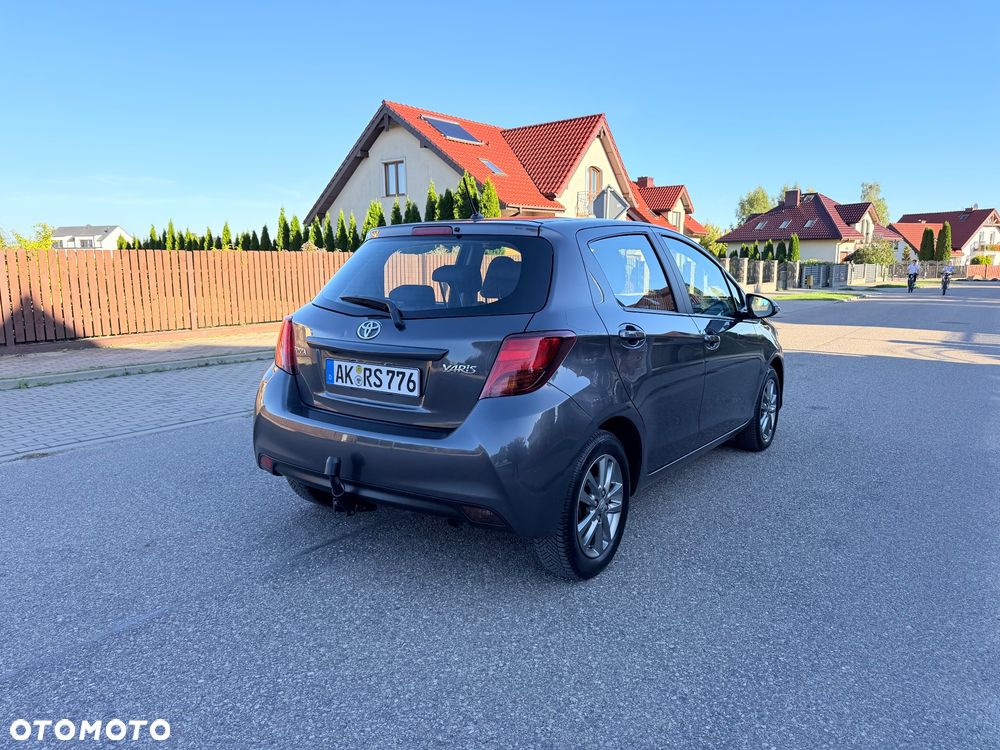 Toyota Yaris - 15