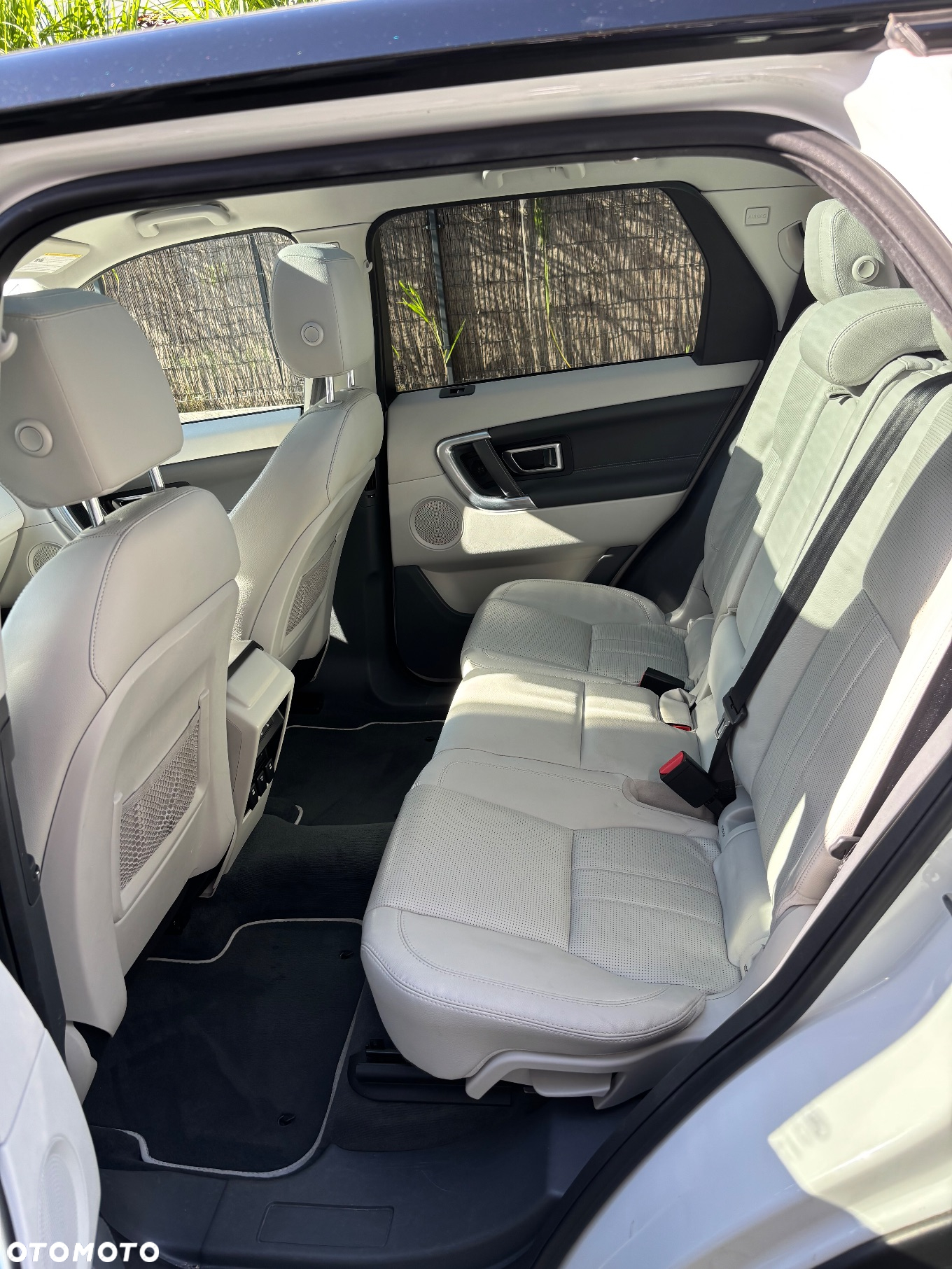 Land Rover Discovery Sport 2.0 Si4 HSE - 14