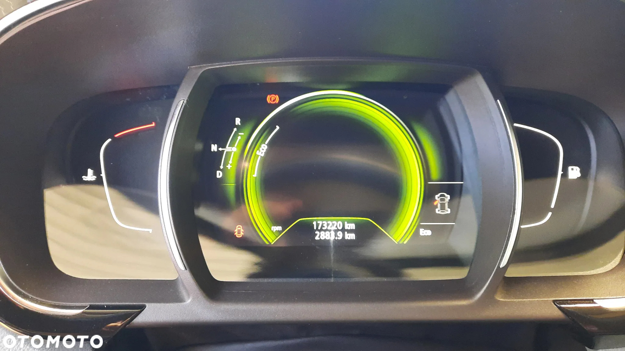 Renault Espace 1.6 dCi Energy Initiale Paris EDC 7os - 25